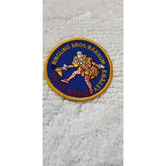 Circus World Ringling Bros. Barnum Patch Vintage - Picture 1 of 2